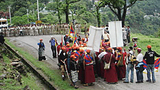 བོད་བར་གྱི་གོམ་བགྲོད་པ་འཛིན་བཟུང༌།