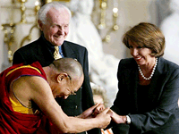 hhdl-lantos-pelosi-200.gif hhdl-lantos-pelosi-200.gif
