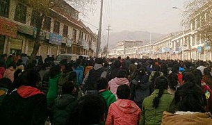 སླར་ཡང་བོད་མི་གཉིས་ནས་རང་ལུས་མེ་སྲེག སླར་ཡང་བོད་མི་གཉིས་ནས་རང་ལུས་མེ་སྲེག