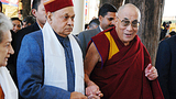 ཧི་མ་ཅལ་མངའ་སྡེའི་གྲོས་ཚོགས་ལ་སྣེ་ལེན་ཞུས་པ།