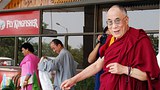 ༸གོང་ས་མཆོག་བཞུགས་སྒར་དུ་༸ཞབས་སོར་འཁོད་པ།