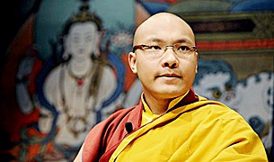 ལོ་གསར་པའི་འཚམས་འདྲི་གནང་བ། ལོ་གསར་པའི་འཚམས་འདྲི་གནང་བ།