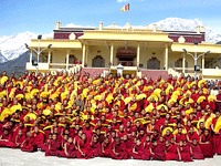 gyuto-geshe-degree-200.gif gyuto-geshe-degree-200.gif