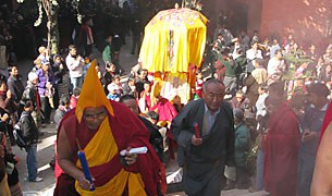 བལ་ཡུལ་ནང་ནོ་བེལ་ཞི་བདེའི་གཟེངས་རྟགས་ཀྱི་ཉིན་མོ་སྲུང་བརྩི། བལ་ཡུལ་ནང་ནོ་བེལ་ཞི་བདེའི་གཟེངས་རྟགས་ཀྱི་ཉིན་མོ་སྲུང་བརྩི།