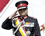 nepal-king-in-uniform-150.jpg nepal-king-in-uniform-150.jpg