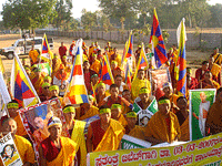sera-peace-march-200.gif sera-peace-march-200.gif