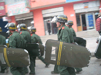 soldiers-in-tibet-200.gif soldiers-in-tibet-200.gif