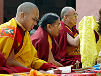 karmapa-sakya-hhdl-200.gif karmapa-sakya-hhdl-200.gif