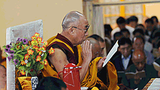 རྒྱལ་གཅེས་ཆེད་མཆོད་སྨོན་དང་ཞི་བའི་གོམ་བགྲོད།