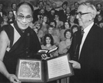 hhdl-89-nobel-peace-150.jpg hhdl-89-nobel-peace-150.jpg