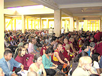 hhdl-8-14-06-teaching-200.jpg hhdl-8-14-06-teaching-200.jpg