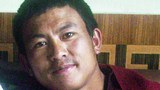 ཀརྟི་དགོན་པའི་གྲྭ་བ་ཞིག་པེ་ཅིང་དུ་འཛིན་བཟུང༌།