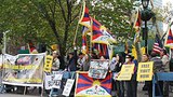 ནིའུ་ཡོརྐ་ཏུ་རྒྱ་ནག་གི་སྲིད་བློན་ལ་ངོ་རྒོལ་བྱས་པ།