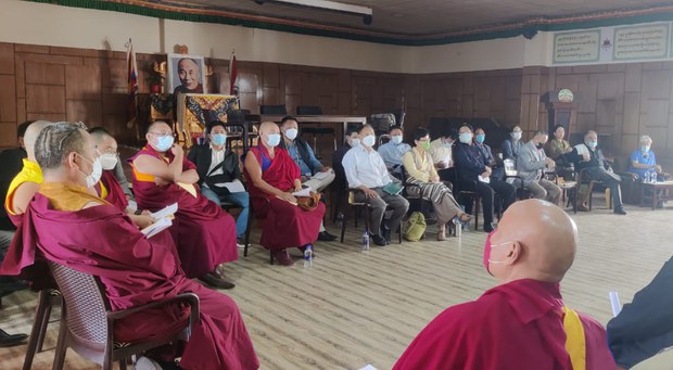 བདམས་ཐོན་སྤྱི་འཐུས་རྣམ་པའི་ནང་མོལ་ཚོགས་འདུའི་གྲུབ་དོན་ཐག་གཅོད་ཇི་བྱུང་ཕྱི་བསྒྲགས་བྱས་མི་འདུག