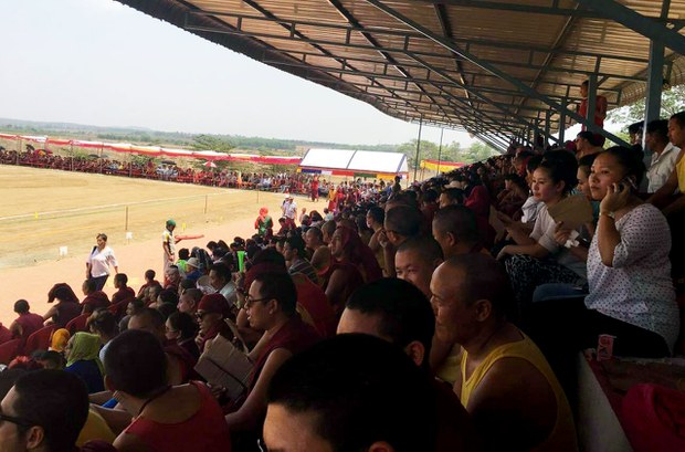 ༢༠༡༦ལོའི་རྒྱལ་ཡུམ་ཆེན་མོའི་རྐང་རྩེད་པོ་ལོའི་རྩེད་འགྲན་འགོ་བཙུགས་པ། ༢༠༡༦ལོའི་རྒྱལ་ཡུམ་ཆེན་མོའི་རྐང་རྩེད་པོ་ལོའི་རྩེད་འགྲན་འགོ་བཙུགས་པ།