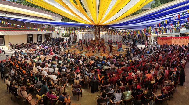 བཙན་བྱོལ་དུ་བོད་མི་ཚོས་བོད་ཀྱི་ཞོ་སྟོན་དུས་ཆེན་ཐེངས་ཉེར་ལྔ་བ་སྲུང་བརྩི་གནང་བཞིན་འདུག བཙན་བྱོལ་དུ་བོད་མི་ཚོས་བོད་ཀྱི་ཞོ་སྟོན་དུས་ཆེན་ཐེངས་ཉེར་ལྔ་བ་སྲུང་བརྩི་གནང་བཞིན་འདུག