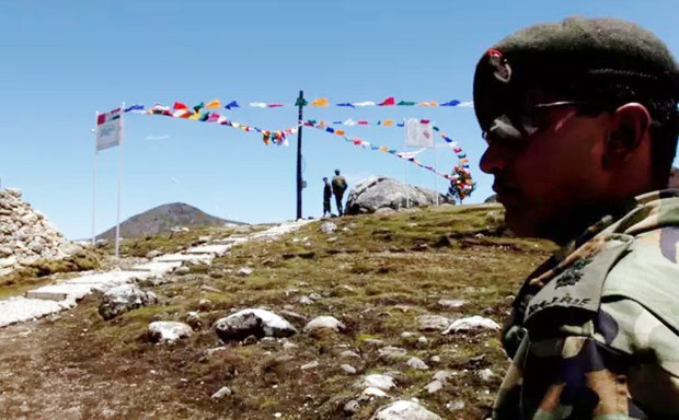 ལ་དྭགས་མཐའ་ཁུལ་ས་མཚམས། 