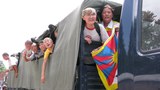 ༢༠༠༨ལོར་བལ་ཡུལ་ཉེན་རྟོག་པས་བོད་མི་ལས་འགུལ་བ་མང་པོ་འཇུ་བཟུང་བྱེད་བཞིན་པ། 