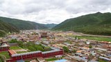 དགེ་འདུན་པ་རྒྱལ་བ་ལགས་སུ་ཆབ་སྲིད་དང་འགལ་བའི་ཉེས་མིང་འོག་འཛིན་བཟུང་བཀག་སྐྱིལ་བྱས་ཡོད་འདུག