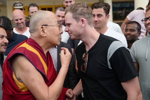 ༧གོང་ས་མཆོག་དང་ཨོ་སེ་ཊོ་ལི་ཡའི་དབྱུག་རྕེད་སྤོ་ལོ་(Cricket)་རུ་ཁག་གི་འགོ་ཁྲིད་སི་ཊིཝ་སི་མིཐ་(Steve Smith) ༢༠༡༧།༣།༢༤ ༧གོང་ས་མཆོག་དང་ཨོ་སེ་ཊོ་ལི་ཡའི་དབྱུག་རྕེད་སྤོ་ལོ་(Cricket)་རུ་ཁག་གི་འགོ་ཁྲིད་སི་ཊིཝ་སི་མིཐ་(Steve Smith) ༢༠༡༧།༣།༢༤