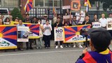 ཁེ་ཎ་ཌའི་གྲོས་ཚོགས་གོང་མའི་འཐུས་མི་ཟུར་པ་སྐུ་ཞབས་Consiglio Di Nino ལགས་ནས་ཁོང་སྐུ་ཚེ་གསོན་རིང་བོད་ལ་རང་དབང་མ་ཐོབ་ཀྱི་བར་དུ་རྒྱབ་སྐྱོར་གནང་རྒྱུ་ཡིན་པ་གསུང་འདུག