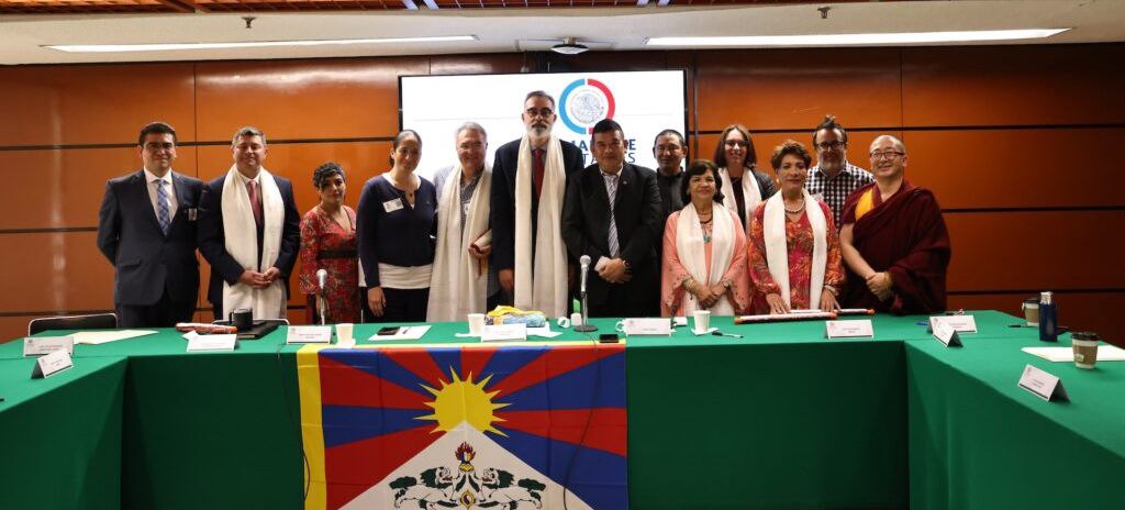 Mexico Group of Legislators and Friends of Tibet (2).jpg