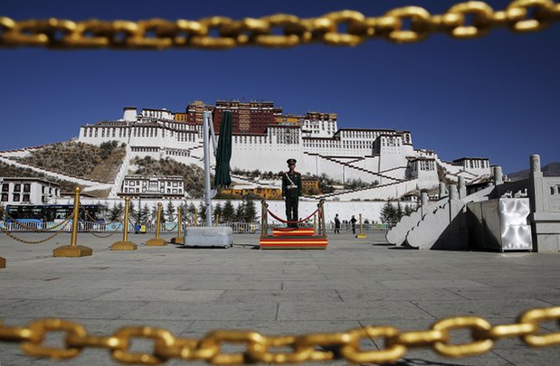 རྒྱ་ནག་གཞུང་གིས་བོད་ནང་བརྟན་བརླིང་བྱུང་ཚད་བརྒྱ་ཆ་ ༩༩ ཟིན་སྐོར་ཁྱབ་བསྒྲགས་བྱེད་བཞིན་པ་ནི་དོན་དངོས་མིན་པ། བོད་ནང་གི་བོད་མིས་འགྲེལ་བརྗོད་གནང་གི་འདུག རྒྱ་ནག་གཞུང་གིས་བོད་ནང་བརྟན་བརླིང་བྱུང་ཚད་བརྒྱ་ཆ་ ༩༩ ཟིན་སྐོར་ཁྱབ་བསྒྲགས་བྱེད་བཞིན་པ་ནི་དོན་དངོས་མིན་པ། བོད་ནང་གི་བོད་མིས་འགྲེལ་བརྗོད་གནང་གི་འདུག