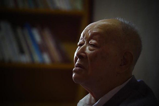 རྒྱ་རིགས་མཁས་དབང་སྐུ་ཞབས་Zho Youguang
