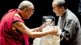 རྩོམ་པ་པོ་ཝང་ལེན་ཤོང་ཕྱིར་ཕྱོགས་སུ་བསྐྱོད་རྒྱུ་བཀག་སྡོམ་བྱེད་པ།