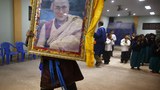 བོད་དུ་༧གོང་ས་མཆོག་གི་སྐུ་པར་སྒྲིག་གཤོམ་མི་ཆོག་པ་དང་བྱིས་པར་༧གོང་ས་མཆོག་གི་སྐོར་ནས་སློབ་གསོ་སྤྲོད་བཞིན་ཡོད་མེད་སོགས་ལ་ཉམས་ཚོད་ལེན་བཞིན་ཡོད་པ།