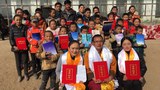 ཉི་གཞོན་ཤེས་རིག་སྐུལ་སྤེལ་དམངས་བསྒྲུབ་ཚོཊ་པའི་ཚོཊ་གཙོ་ཆོས་བཟང་རྒྱ་མཚོ་ལགས་དང་སློབ་ཕྲུག་ཚོའི་ཉེ་པར། 