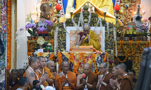 བོད་ནང་དཀའ་ངལ་ཇི་ཙམ་ཆེན་པོ་བྱུང་ན་ཡང་འཚེ་བ་མེད་པའི་ཐོག་འགྲོ་བསྡད་ཡོད། བོད་ནང་དཀའ་ངལ་ཇི་ཙམ་ཆེན་པོ་བྱུང་ན་ཡང་འཚེ་བ་མེད་པའི་ཐོག་འགྲོ་བསྡད་ཡོད།