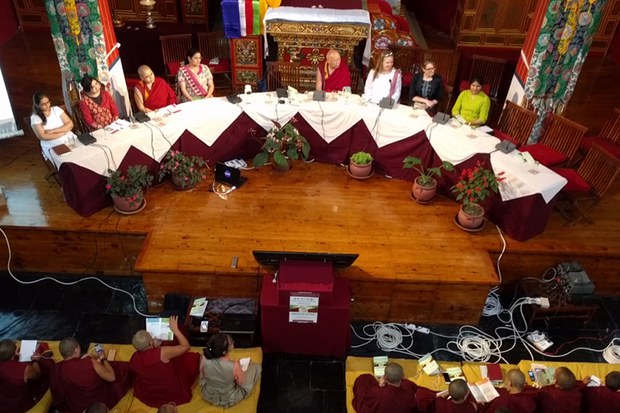 བཞུགས་སྒར་རྡ་རམ་ས་ལར་འཇིག་རྟེན་ཁམས་ཀྱི་རིག་པ་དང་རྣམ་པར་ཤེས་པའི་སྐོར་གྱི་བགྲོ་གླེང་། ༢༠༡༧།༩།༢༨ བཞུགས་སྒར་རྡ་རམ་ས་ལར་འཇིག་རྟེན་ཁམས་ཀྱི་རིག་པ་དང་རྣམ་པར་ཤེས་པའི་སྐོར་གྱི་བགྲོ་གླེང་། ༢༠༡༧།༩།༢༨