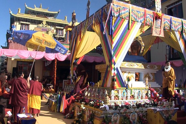 སྔ་འགྱུར་རྙིང་མའི་དབུ་འཛིན་ཁྲི་རབས་དྲུག་པ་བདེ་བར་གཤེགས་པ་༧སྐྱབས་རྗེ་སྟག་ལུང་རྩེ་སྤྲུལ་རིན་པོ་ཆེའི་སྐུ་གདུང་ཞུགས་འབུལ། ༢༠༡༧།༡༠།༡༩ སྔ་འགྱུར་རྙིང་མའི་དབུ་འཛིན་ཁྲི་རབས་དྲུག་པ་བདེ་བར་གཤེགས་པ་༧སྐྱབས་རྗེ་སྟག་ལུང་རྩེ་སྤྲུལ་རིན་པོ་ཆེའི་སྐུ་གདུང་ཞུགས་འབུལ། ༢༠༡༧།༡༠།༡༩