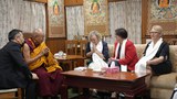 ཨོསི་ཊརེ་ལི་ཡའི་གྲོས་ཚོགས་འཐུས་མིའི་སྐུ་ཚབ་ཚོགས་ཆུང་ཞིག་གིས་༧གོང་ས་མཆོག་གི་མཇལ་ཁ་ཞུས་འདུག