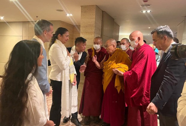 ཨ་རིའི་བོད་དོན་དམིགས་བསལ་འབྲེལ་མཐུད་པས་༧གོང་ས་མཆོག་མཇལ་བར་རྒྱ་ནག་གཞུང་གིས་སྐྱོན་བརྗོད་བྱས་འདུག