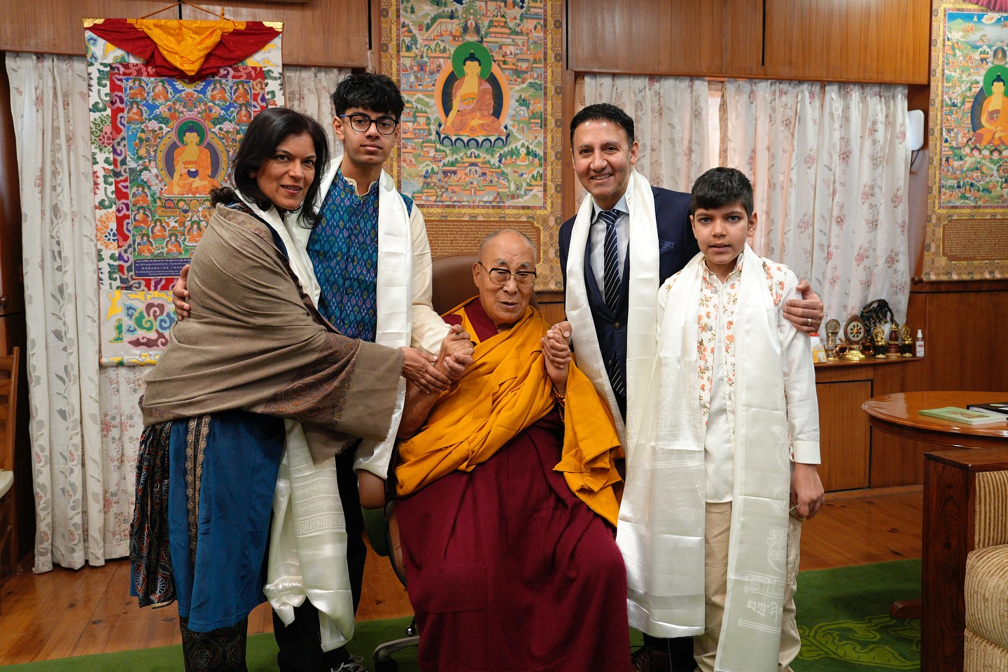 Dalai lama Arif Virani (2).jpg