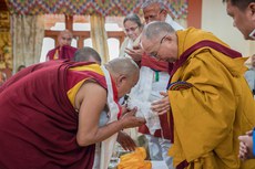 ཐུབ་གསུང་དར་རྒྱས་གླིང་ནང་ཆོས་སློབ་གཉེར་ཁང་དབུ་འབྱེད།