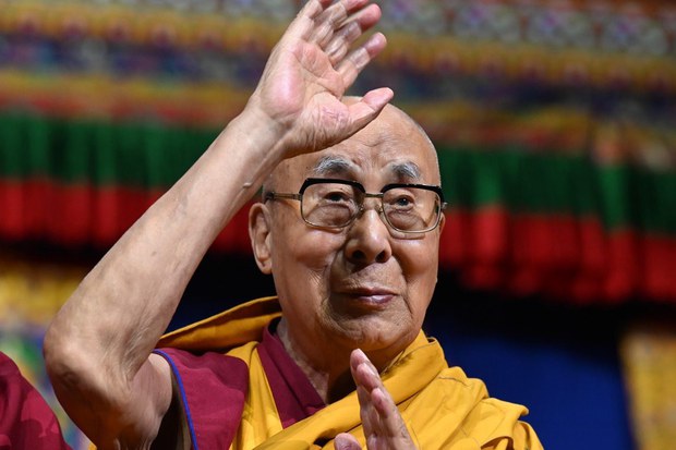 ༸གོང་ས་༸སྐྱབས་མགོན་ཆེན་པོ་མཆོག་ཨ་རི་ནས་སུད་སིར་ཆིབས་ཞལ་བསྒྱུར་གནང་སོང་།