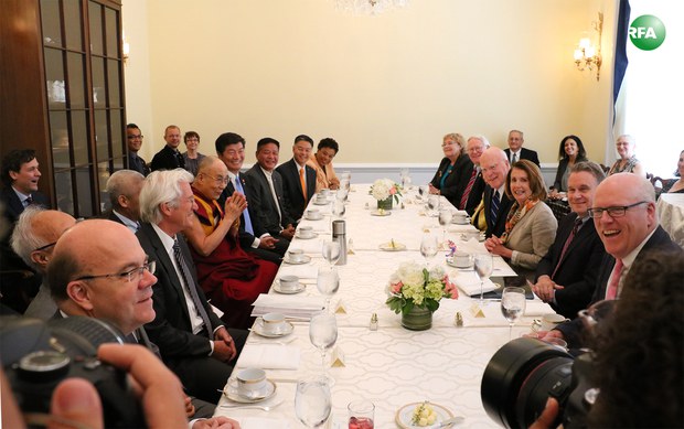 ༧གོང་ས་མཆོག་གིས་ཨ་རིའི་རྒྱལ་སར་མཛད་འཕྲིན་སྐྱོང་གནང་བཞིན་པའི་སྐབས། ༢༠༡༦།༦