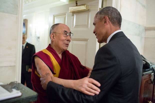 ༧གོང་ས་མཆོག་གིས་ཨ་རིའི་རྒྱལ་སར་མཛད་འཕྲིན་སྐྱོང་གནང་བཞིན་པའི་སྐབས། ༢༠༡༦།༦