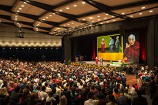 ༧གོང་ས་མཆོག་གིས་ཇར་མན་ནང་མཛད་འཕྲིན་བསྐྱངས་སྐབས། ༢༠༡༥།༧།༡༣