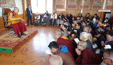 ༧གོང་ས་མཆོག་གིས་རྡོ་རྗེ་གདན་ནས་བོད་མི་མཇལ་བཅར་བ་ཚོར་བཀའ་སློབ་སྩལ་སྐབས། ༢༠༢༠།༡།༡༦