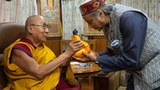 ༧གོང་ས་མཆོག་དང་མཇལ་རྒྱུའི་གོ་སྐབས་ནམ་བྱུང་ཧ་ཅང་རྩ་ཆེན་པོ་དང་བསྐལ་བ་བཟང་པོ་རེད་ཅེས། རྒྱ་གར་གྲོས་ཚོགས་འཐུས་མི་ཤཱ་ཤི་ ཐཱ་རུར་ལགས་ཀྱིས་༧གོང་ས་མཆོག་ལ་མཇལ་ཞུ་རྗེས་བརྗོད་འདུག