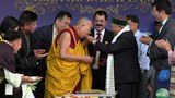 བཞུགས་སྒར་དུ་༧གོང་ས་མཆོག་གི་༧སྐུའི་གྱ་སྟོན་སྲུང་བརྩི་གནང་བཞིན་པ། ༢༠༡༥།༦།༢༢
