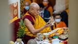 ཆོས་ཞུ་བ་ཚོས་བྱང་ཆུབ་ཀྱི་སེམས་དང་སྟོང་ཉིད་ཀྱི་ལྟ་བ་ཉམས་ལེན་གྱི་མཐིལ་དུ་འཛིན་དགོས་པ། ༧གོང་ས་མཆོག་གིས་ལམ་སྟོན་སྐུལ་མ་གནང་ཡོད་པ།