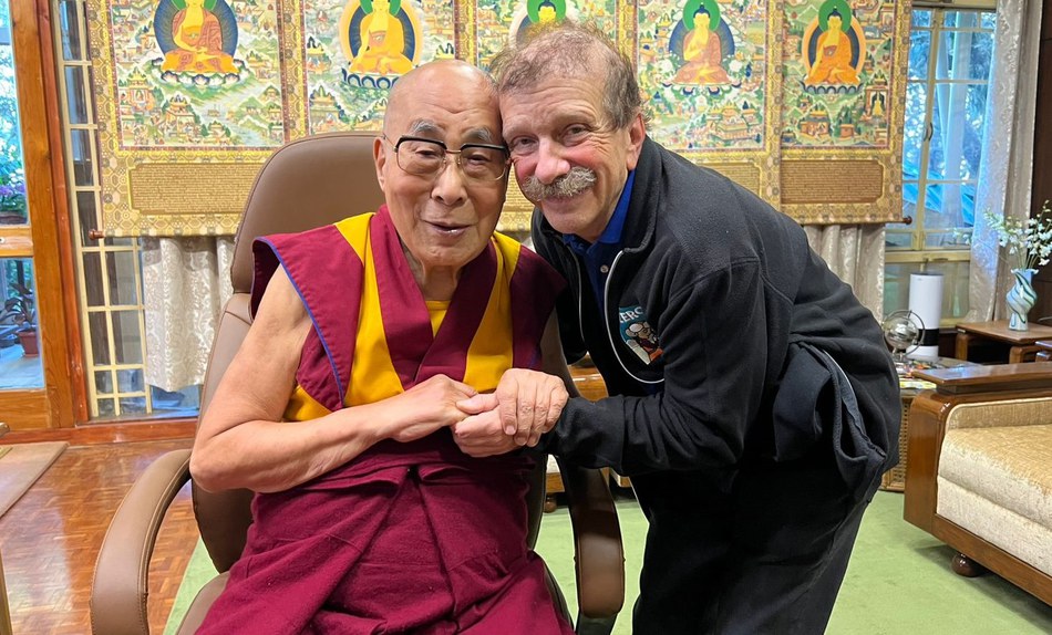 སྤྱི་ནོར་༧གོང་ས་མཆོག་དང་ཨ་རིའི་ཕྱི་ལུགས་སྨན་པ་(Zorba Paster)་ལགས་རྣམ་གཉིས། ༡༡།༢༠༢༢