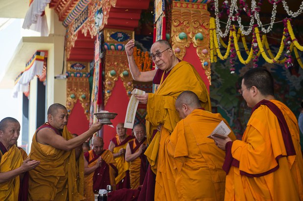 ༧གོང་ས་མཆོག་གི་ལམ་རིམ་གསུངས་ཆོས་ཉིན་མཐའ་མའི་མཛད་འཕྲིན་སྐབས། ༢༠༡༥།༡༢།༢༨
