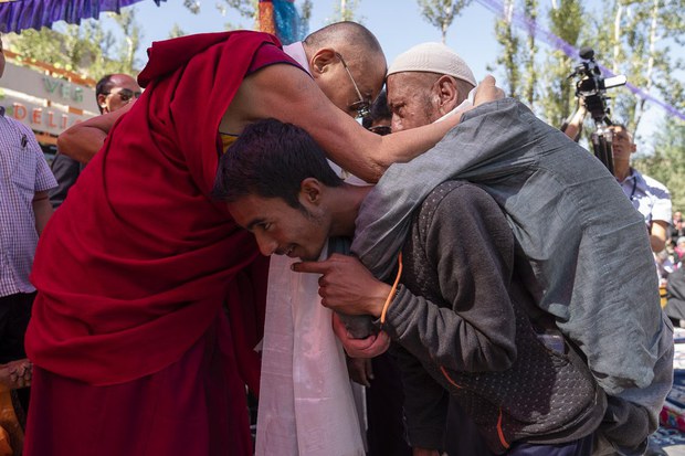 བོད་ཀྱི་དབུ་ཁྲིད་༧གོང་ས་མཆོག་ལ་དྭགས་དུ། ༢༠༡༨།༧།༣༠