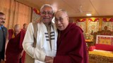 སྦི་ཧར་མངའ་སྡེའི་སྤྱི་ཁྱབ་བློན་ཆེན་གྱིས་༧གོང་ས་མཆོག་ལ་མཇལ་འཕྲད།